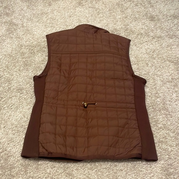Vest - Picture 2 of 2
